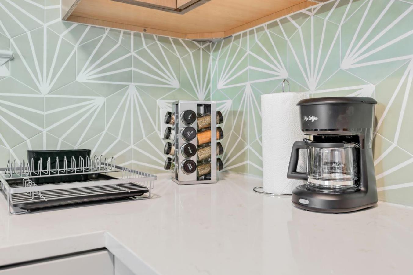 5Min To River Street, Dt - Spacious - Free Parking Savannah Eksteriør bilde